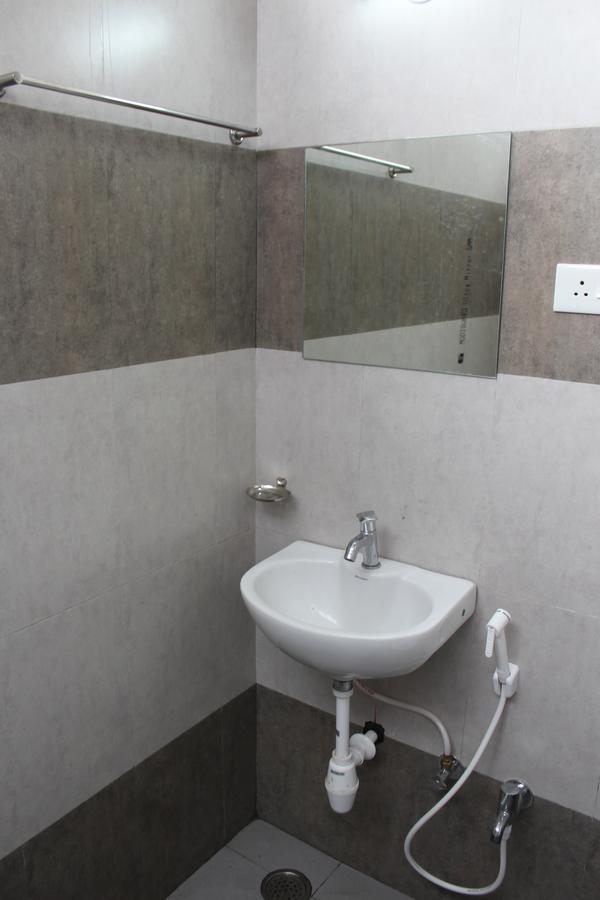 Hotel Suvarn Mandir 벨가움 외부 사진